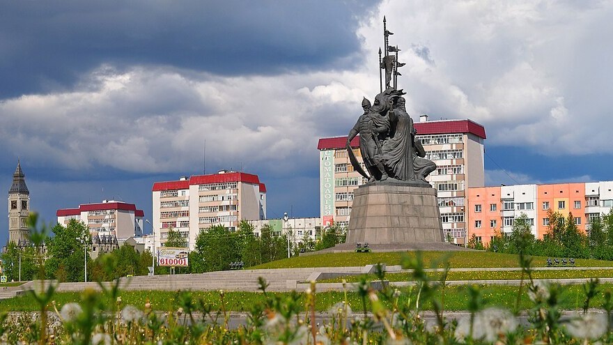 Здесь мы живём, учимся, взрослеем