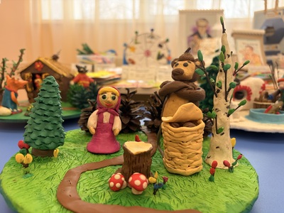 Выставка пластилиновых сказок 